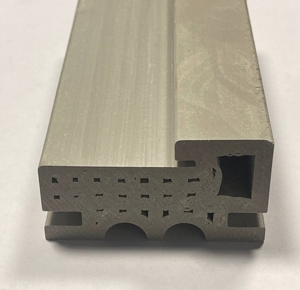 Стоевая из ДПК (усиленная) 75х40х2100