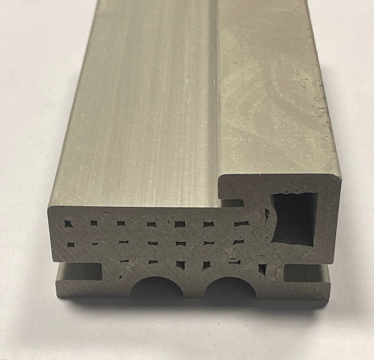 Стоевая из ДПК (усиленная) 75х40х2100